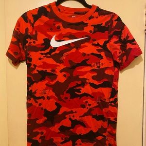 Nike T-Shirt